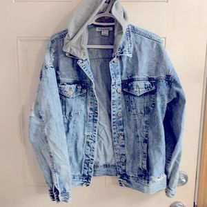 Hooded denim jacket